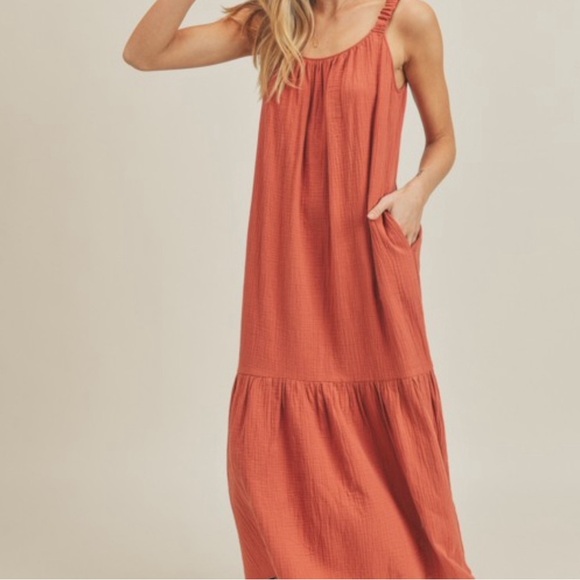 NWOT Lush low back soft spun maxi - Picture 3 of 3